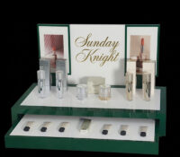 Custom plexiglass countertop skincare makeup display stand DMD-3500 Custom plexiglass countertop skincare makeup display stand